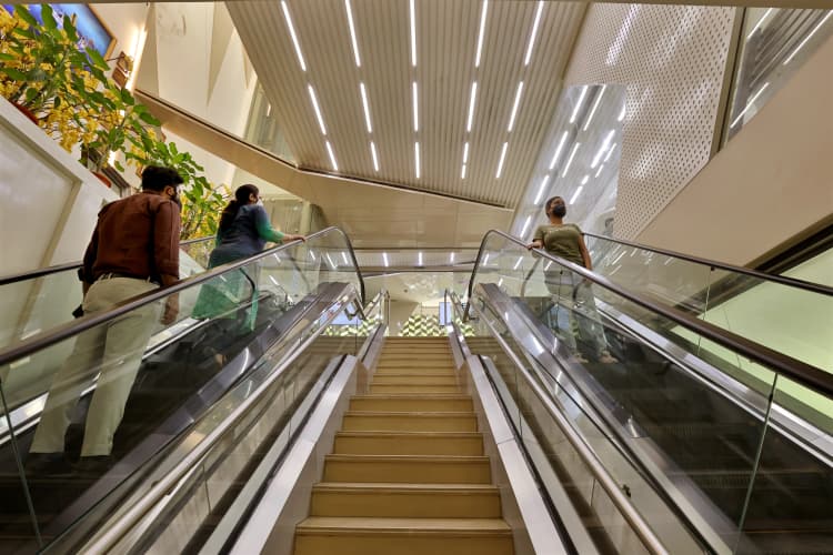 AMBIENCE PAR EXCELLENCE